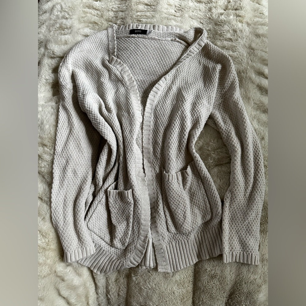 💓 Urban outfitters BDG knit sweater cardigan oversize long sleeve